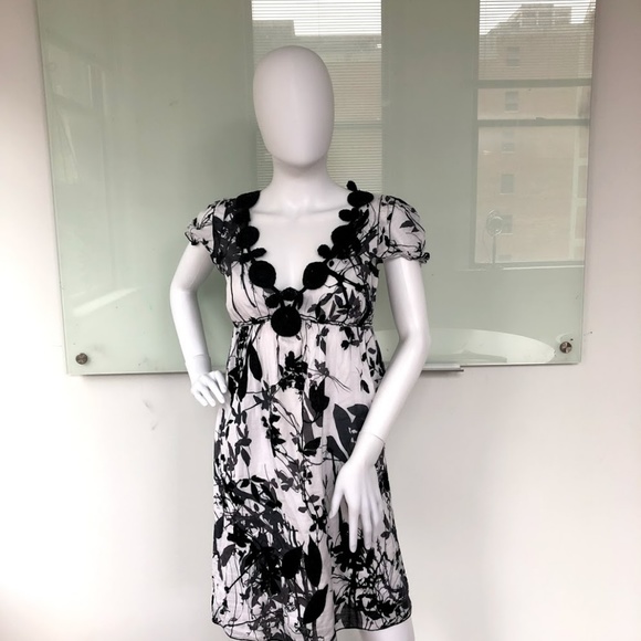 Max Edition Black/White Dress - Picture 3 of 3